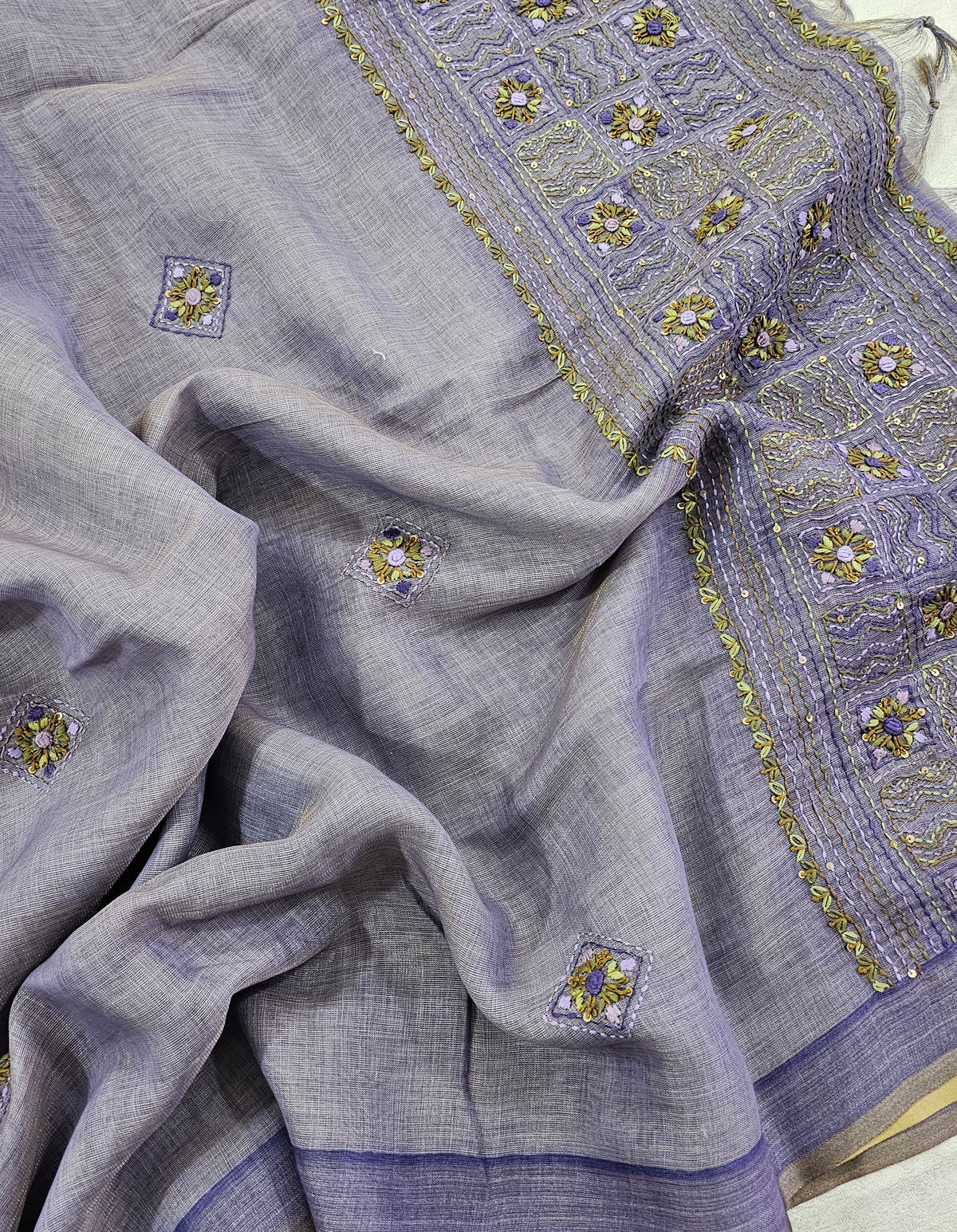 Linen Tissue with French Knot Work - Lavender