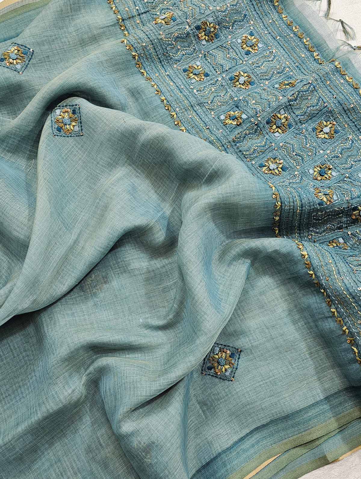 Linen Tissue with French Knot Work - Blue