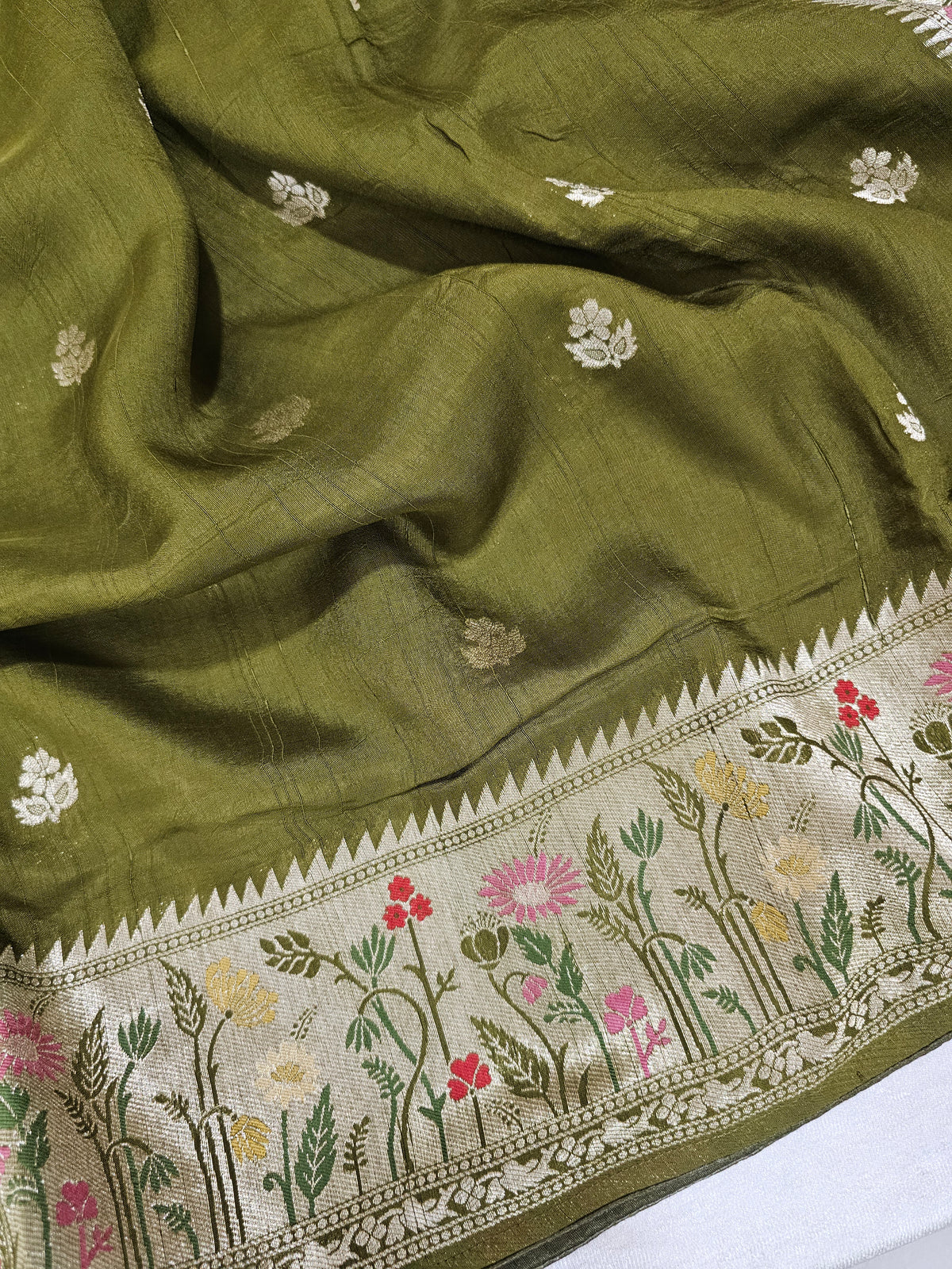 Premium Jute Blend Tussar with Paithani Weaving Border - Mehndi Green