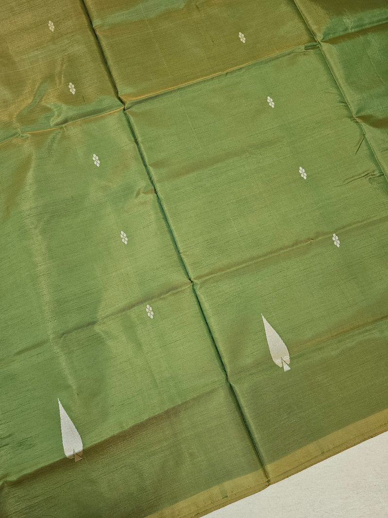Chinnalampattu Saree - Green with Dual Shade Beige cum Lavender