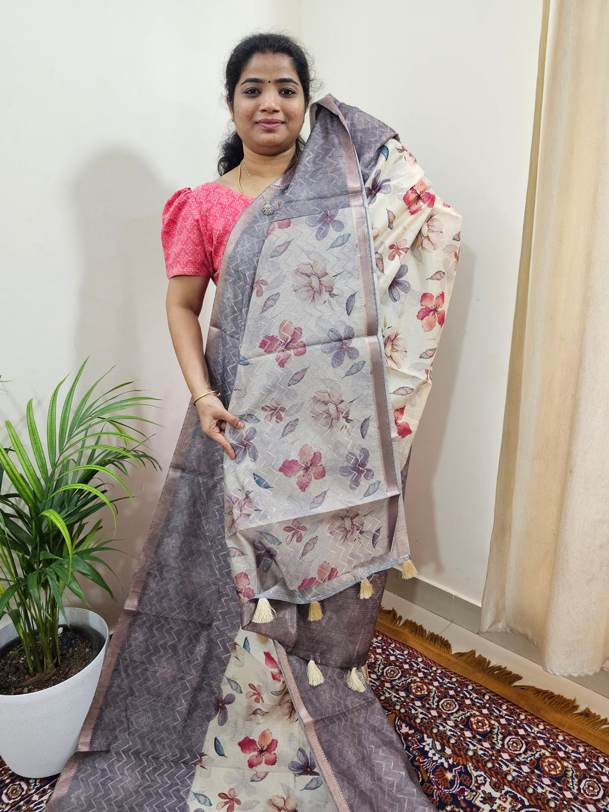 Soft Semi Tussar Zari Weaving  Border - Grey