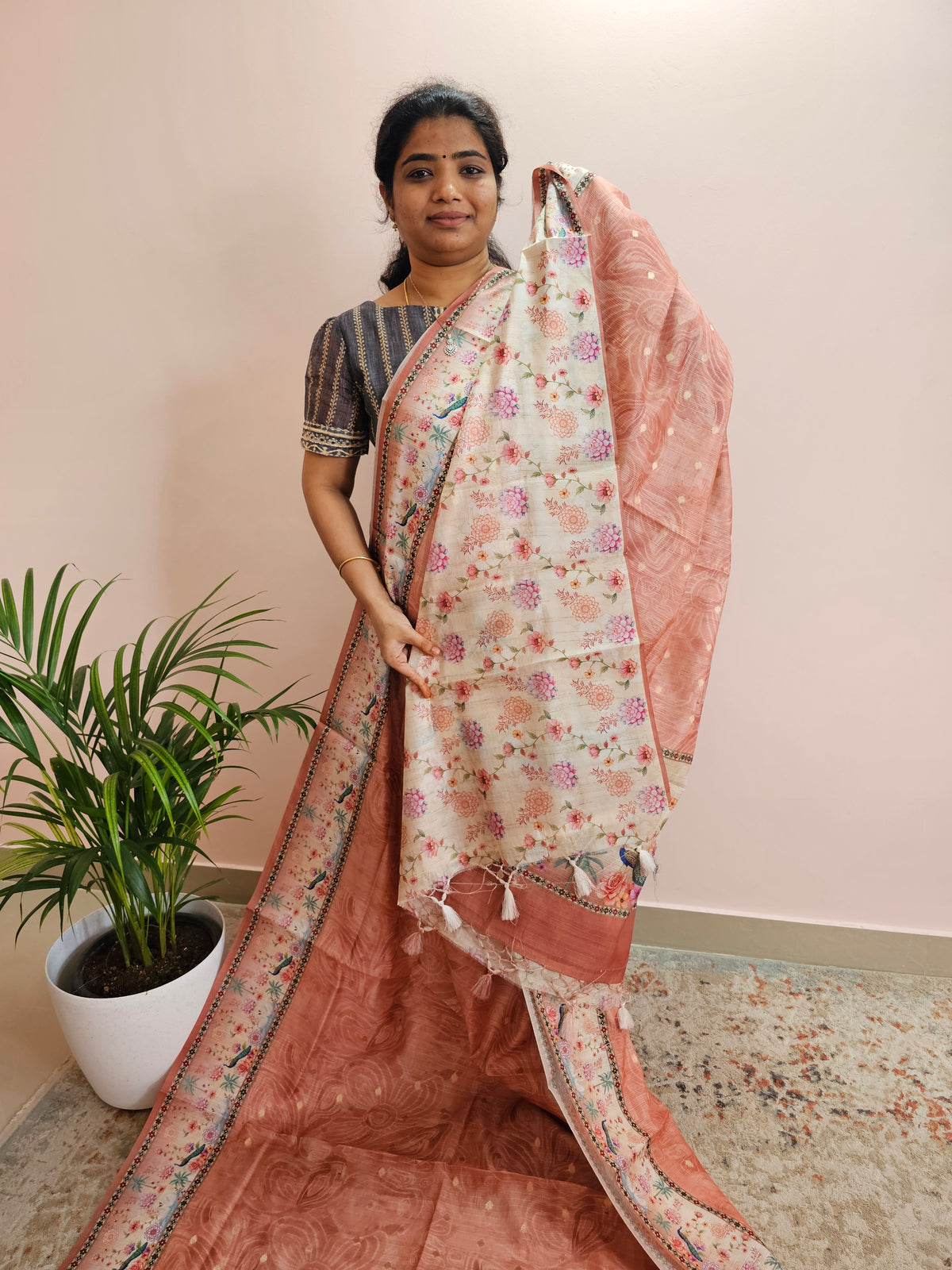 Unique Semi Tussar with Zari Weaving Butti- Peach