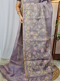 𝐏𝐫𝐞𝐛𝐨𝐨𝐤𝐢𝐧𝐠 𝐀𝐯𝐚𝐢𝐥𝐚𝐛𝐥𝐞 - 𝟐𝟎 𝐃𝐚𝐲𝐬 𝐃𝐢𝐬𝐩𝐚𝐭𝐜𝐡 𝐓𝐢𝐦𝐞 Linen Tissue with Aari Work - Lavender