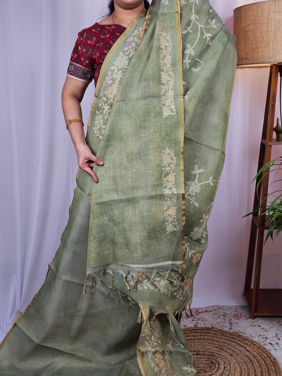 Linen Tissue with Aari Work - Green