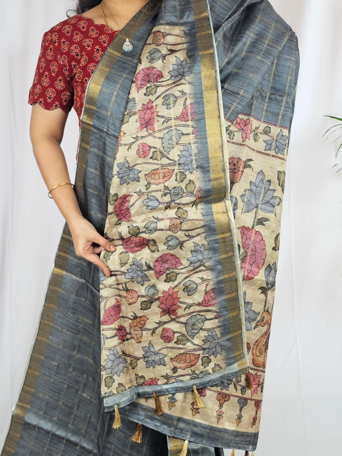 Soft Semi Tussar Checks Weaving with Kalamkari - Grey