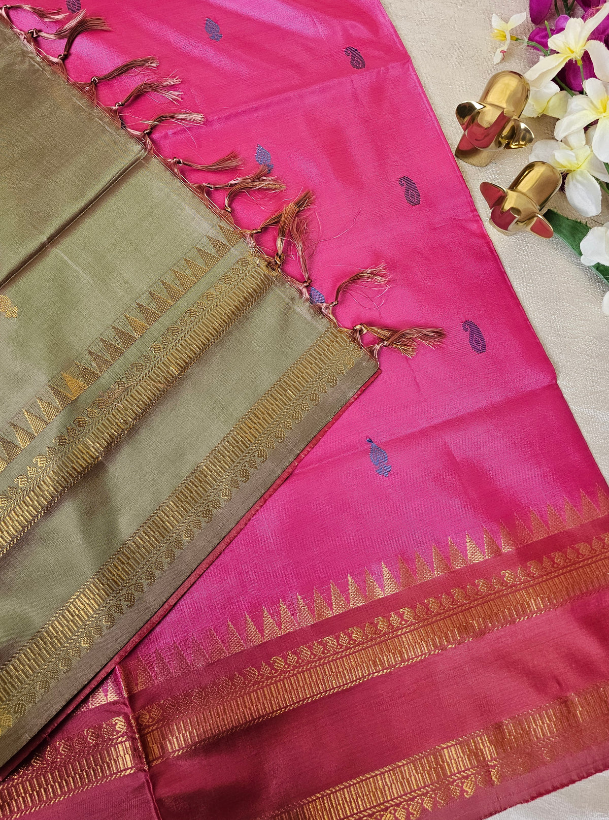 Pink with Dual Shade Beige Chinnalampattu Saree with Blouse