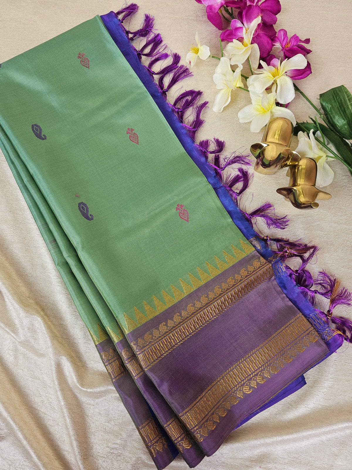 Green with Blue Chinnalampattu Saree with Blouse