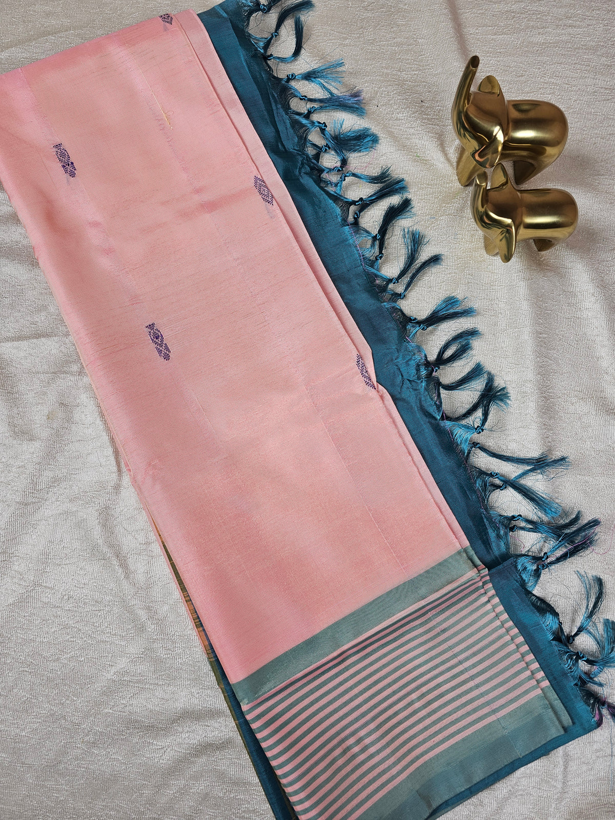 Chinnalampattu Saree - Pastel Peach with Peacock Blue