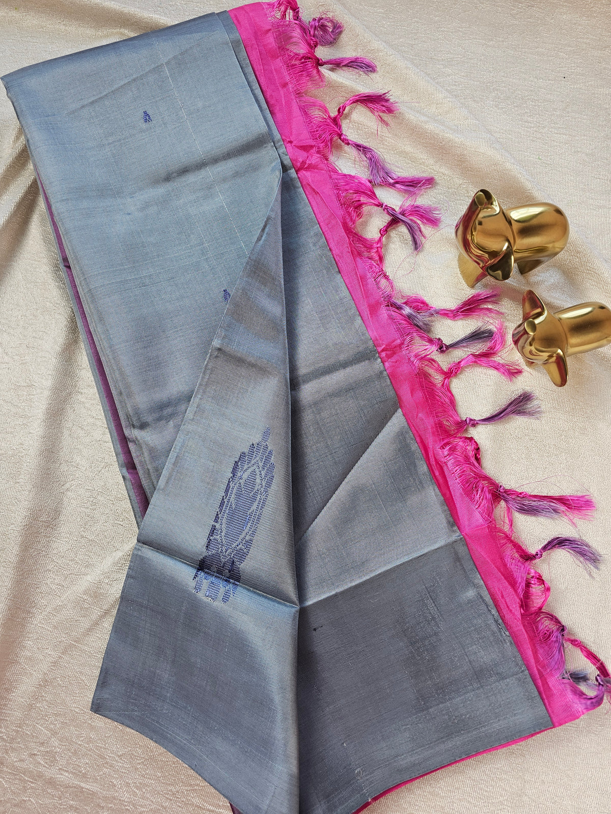 Chinnalampattu Saree - Grey with Pink
