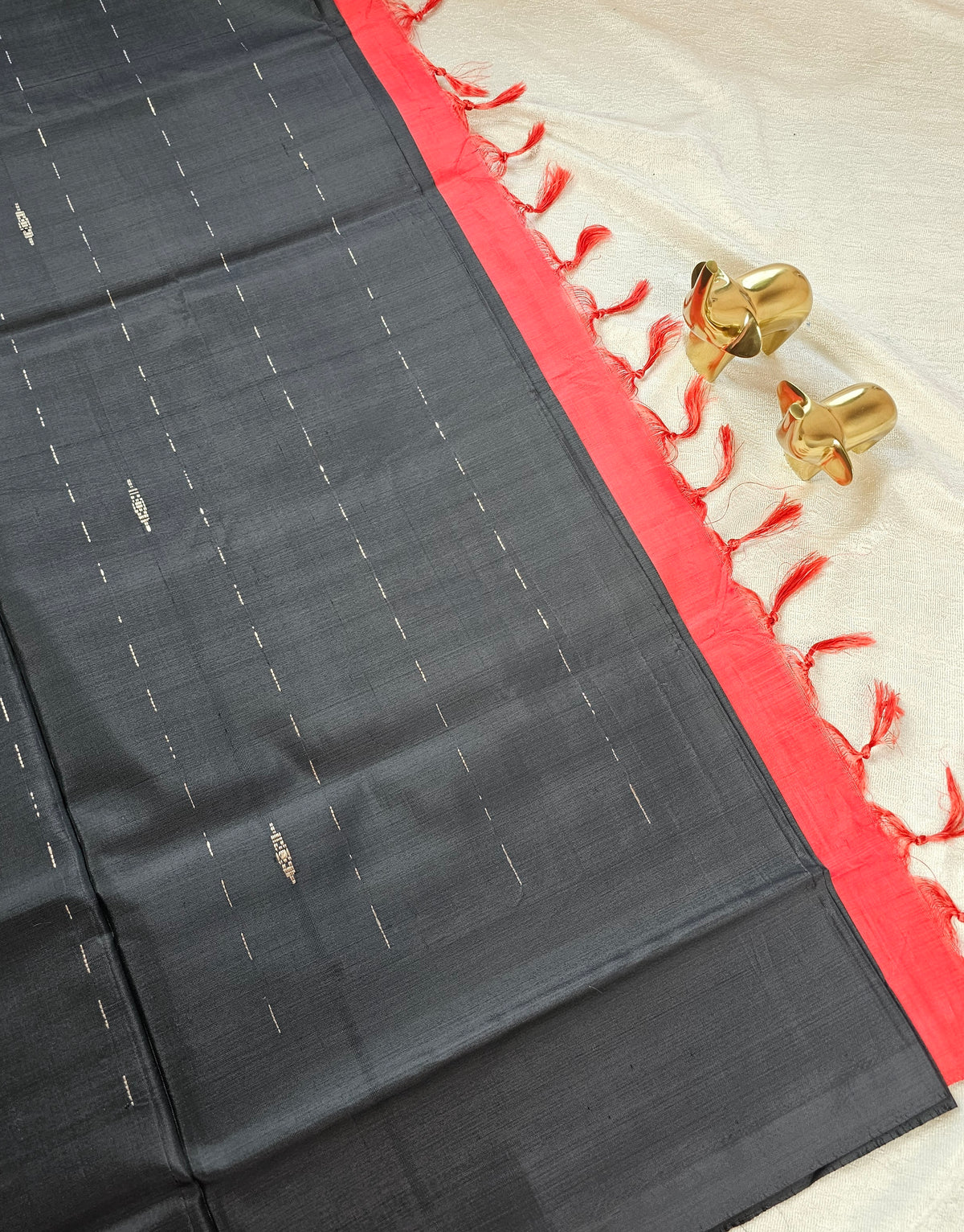 Chinnalampattu Saree - Black with Red