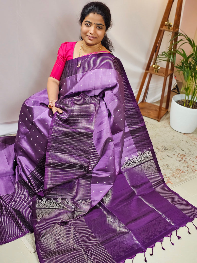 Classical Kanjivaram Pattern Pure Handloom Soft Silk Saree - Purple with Dark Purple