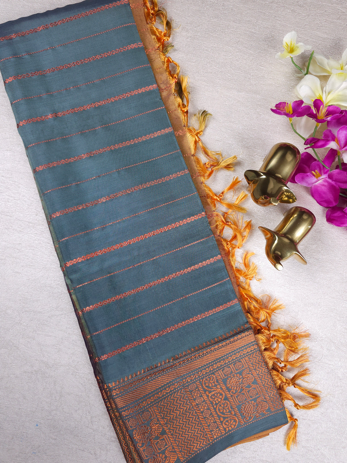 Chinnalampattu Border -Grey with Brown