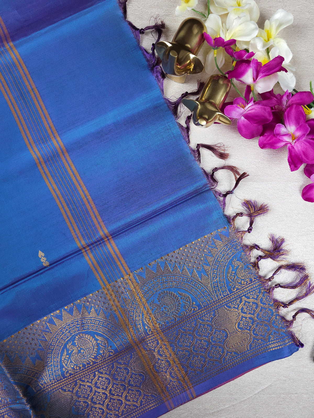 Dark Orange with Blue Chinnalampattu Big Border Saree