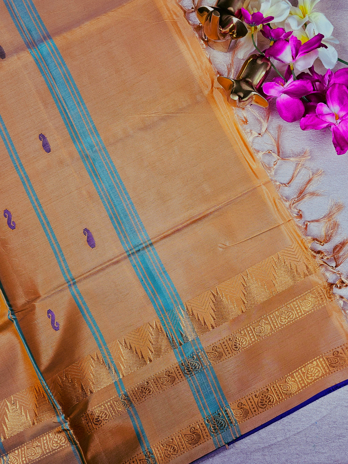 Chinnalampattu Border -Blue with Blue Yellow