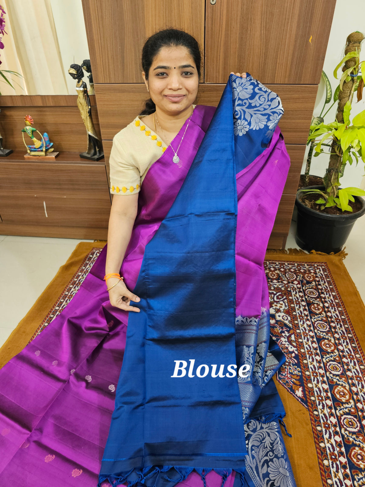 Classic Kanjivaram Pattern Pure Handloom Soft Silk Saree  - Magenta Pink with Peacock Blue