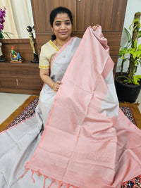 Classical Kanjivaram Pattern Pure Handloom Soft Silk Saree -  Silver with Peach