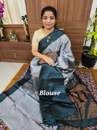 Classic Kanjivaram Pattern Pure Handloom Soft Silk Saree - Grey with Bottle Green