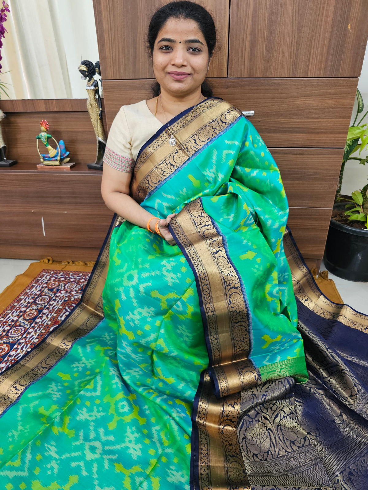 Fusion Pochampally with Kanchi Border Pure Handloom Soft Silk Saree - Sea Green with Blue