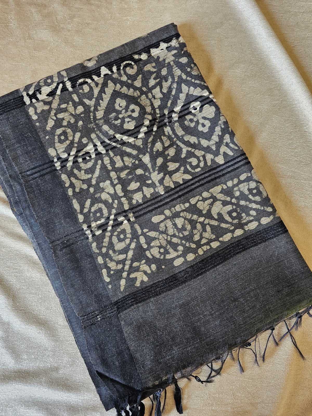 Bhagalpuri with Batik Print - Green with Grey