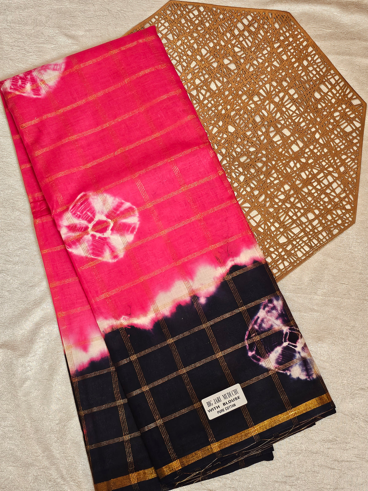Madurai Sungadi Cotton Checks Saree - Pink with Blue