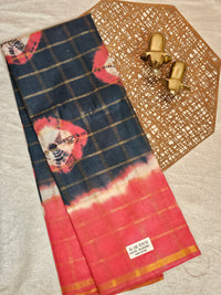 Madurai Sungadi Cotton Checks Saree - Peacock Green with Dark Peach