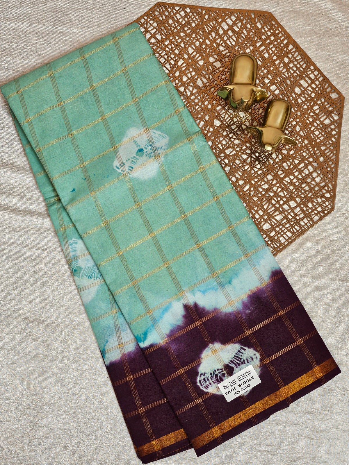 Madurai Sungadi Cotton Checks Saree - Sea Green with Maroon