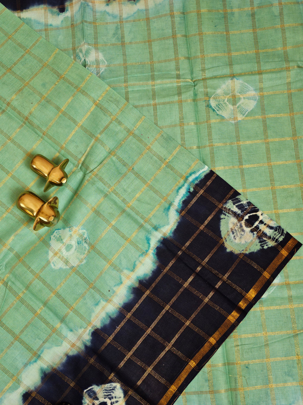 Madurai Sungadi Cotton Checks Saree - Sea Green with Blue