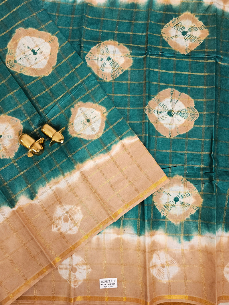 Madurai Sungadi Cotton Checks Saree - Peacock Green with Beige