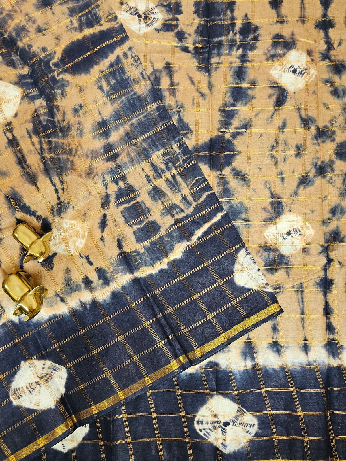 Madurai Sungadi Cotton Checks Saree - Brown with Blue