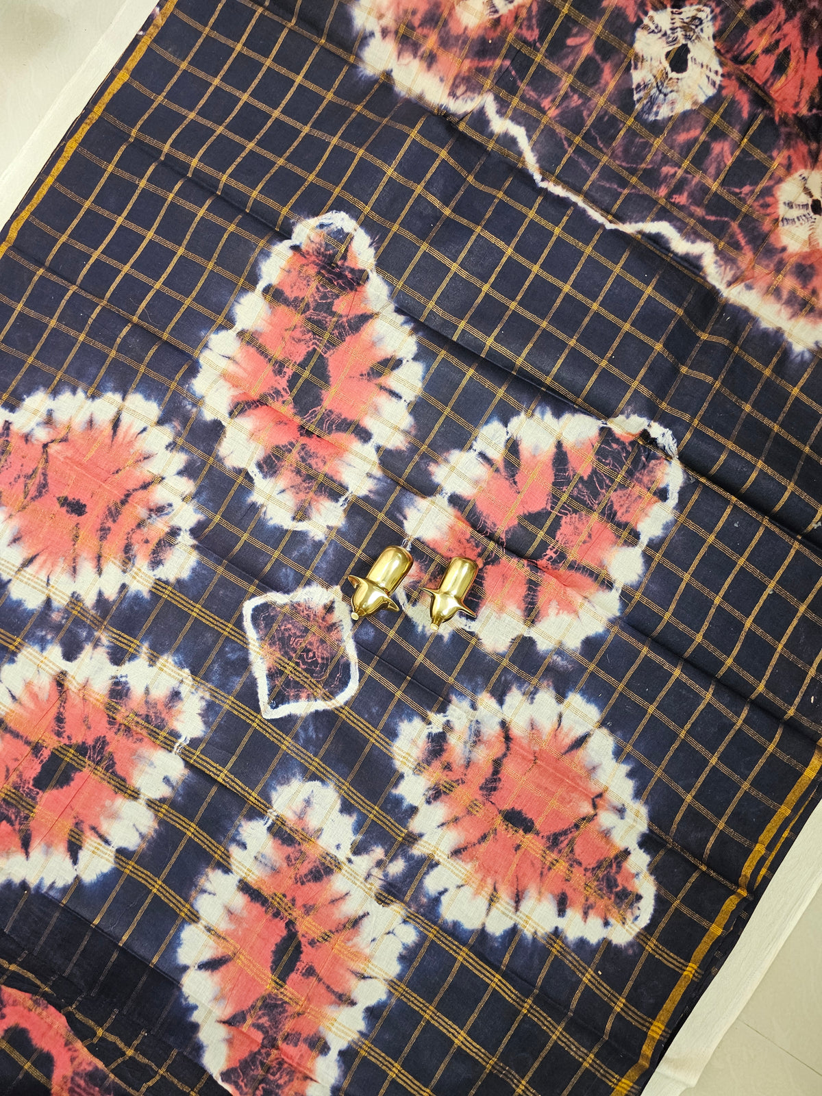 Madurai Sungadi Cotton Checks Saree - Peach with Blue
