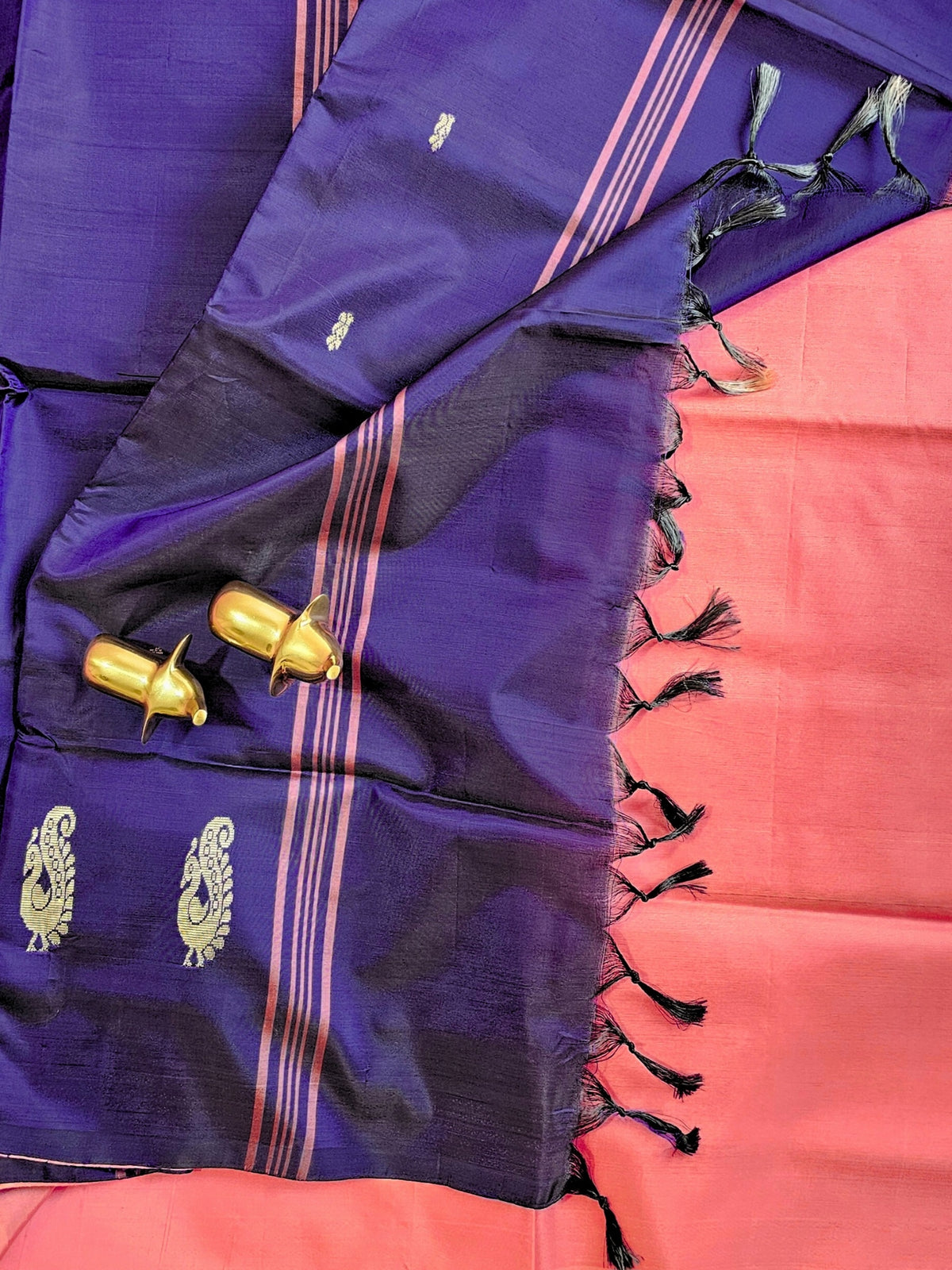 Chinnalampattu Saree - Peach with Dark Blue