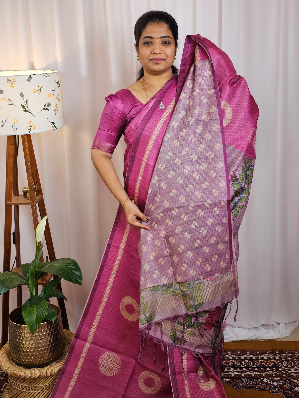Casual Semi Tussar Checks Weave Saree - Pink