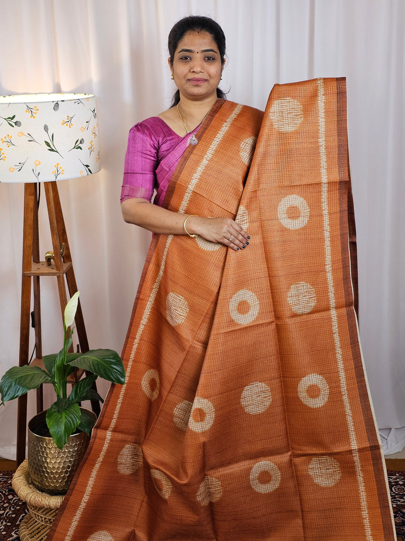 Casual Semi Tussar Checks Weave Saree - Mustard Yellow