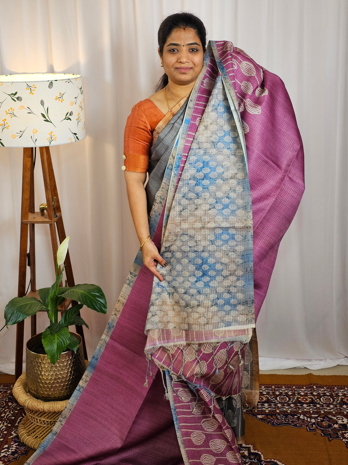 Casual Semi Tussar Checks Weave Saree - Pink with Blue