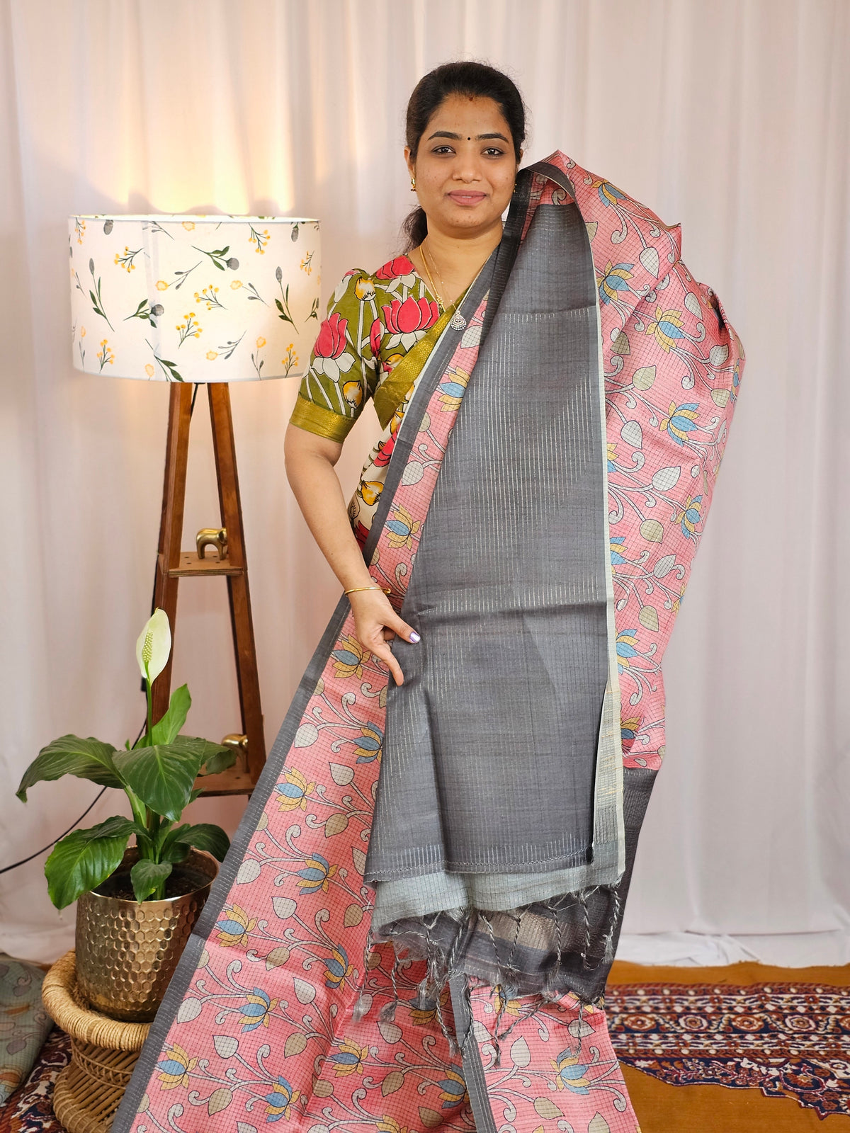 Casual Semi Tussar Checks Weave Saree - Peach with Grey