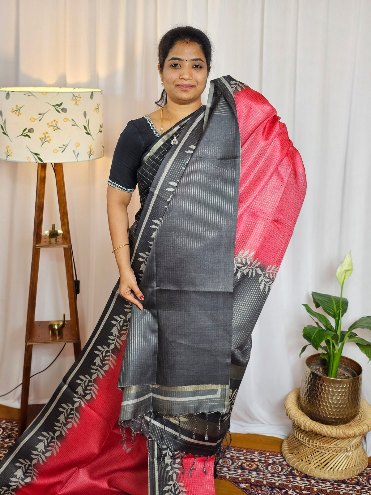 Casual Semi Tussar Checks Weave Saree - Peach with Grey