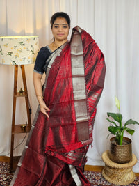 Handwoven Mangalagiri Pattu Saree with Small Checks -Red
