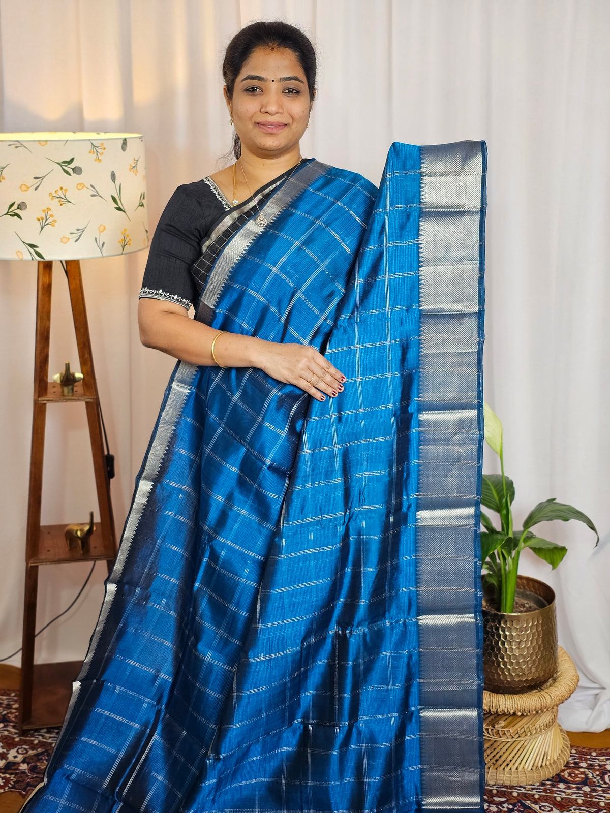 Handwoven Mangalagiri Pattu Saree with Big Checks - Peacock Blue