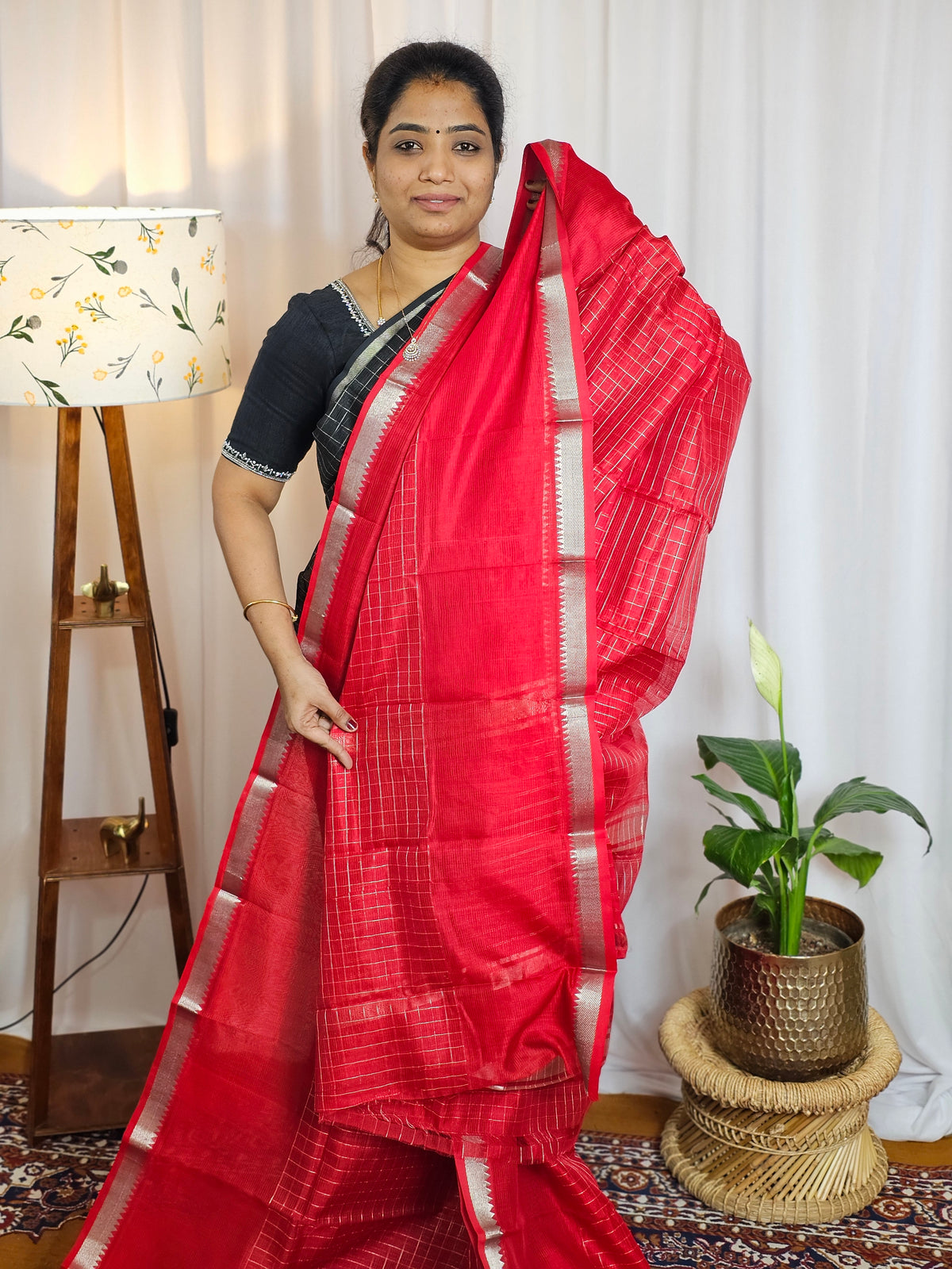 Handwoven Mangalagiri Pattu Saree with Beautiful  Small Checks - Red