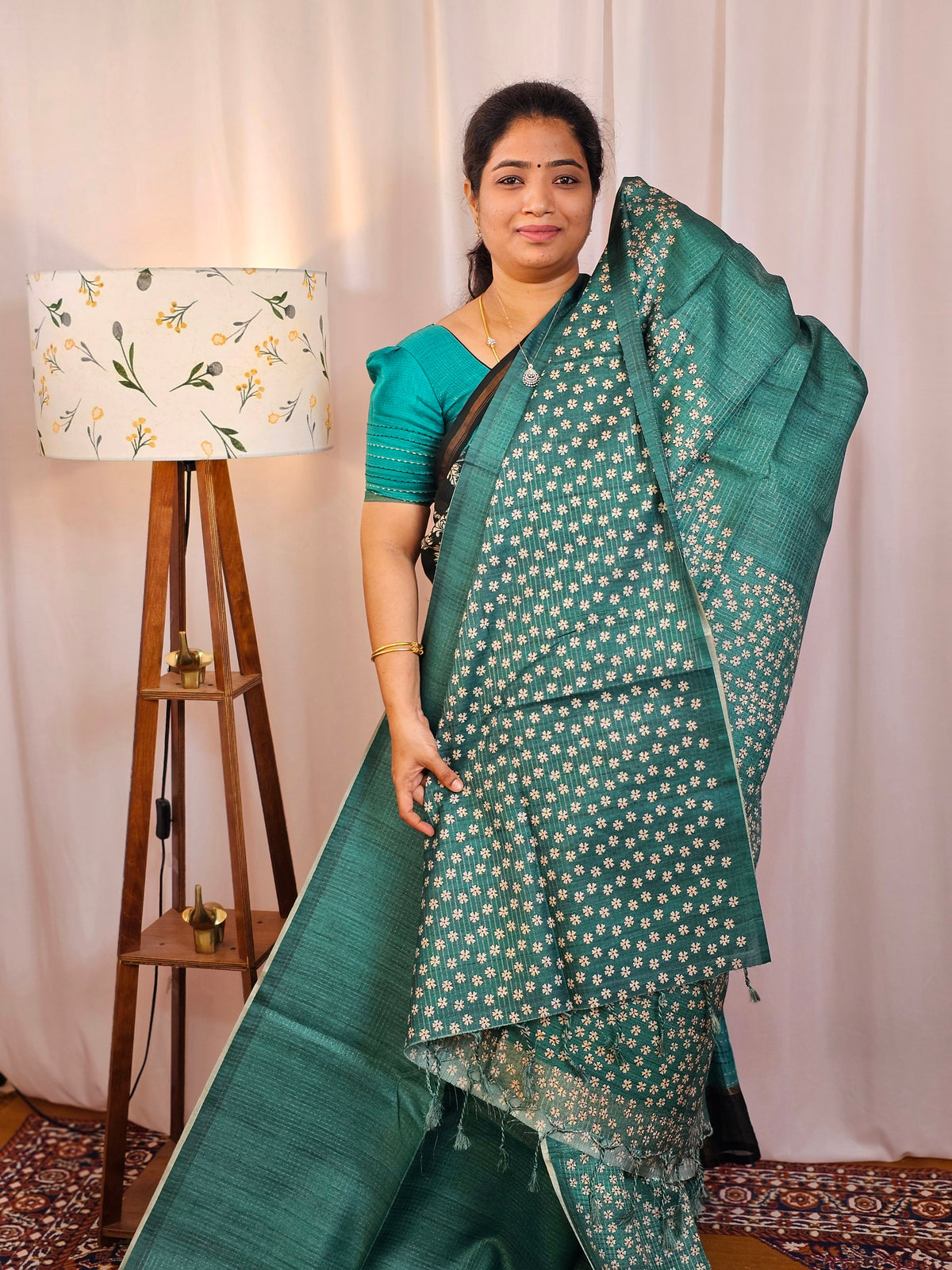 Casual Semi Tussar Checks Saree - Sea Green