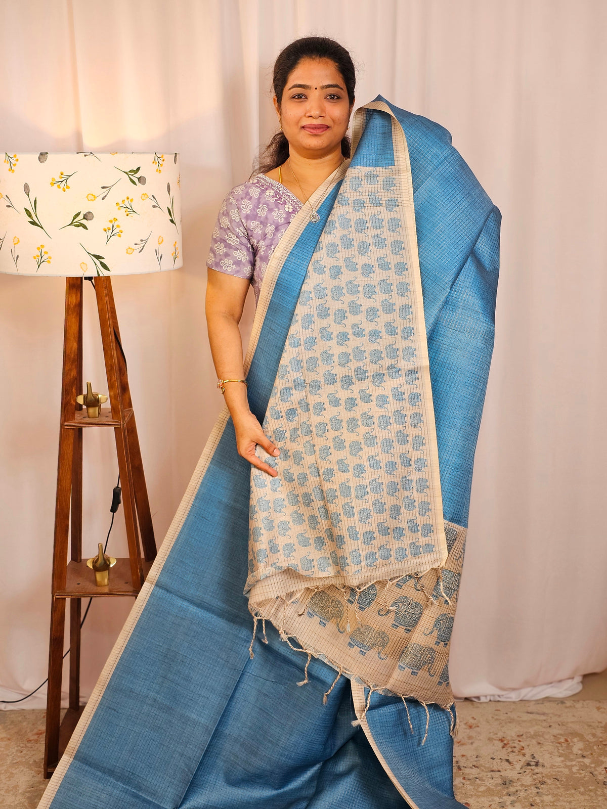 Casual Semi Tussar Checks Weave Saree - Blue