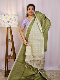 Casual Semi Tussar Checks Weave Saree - Green