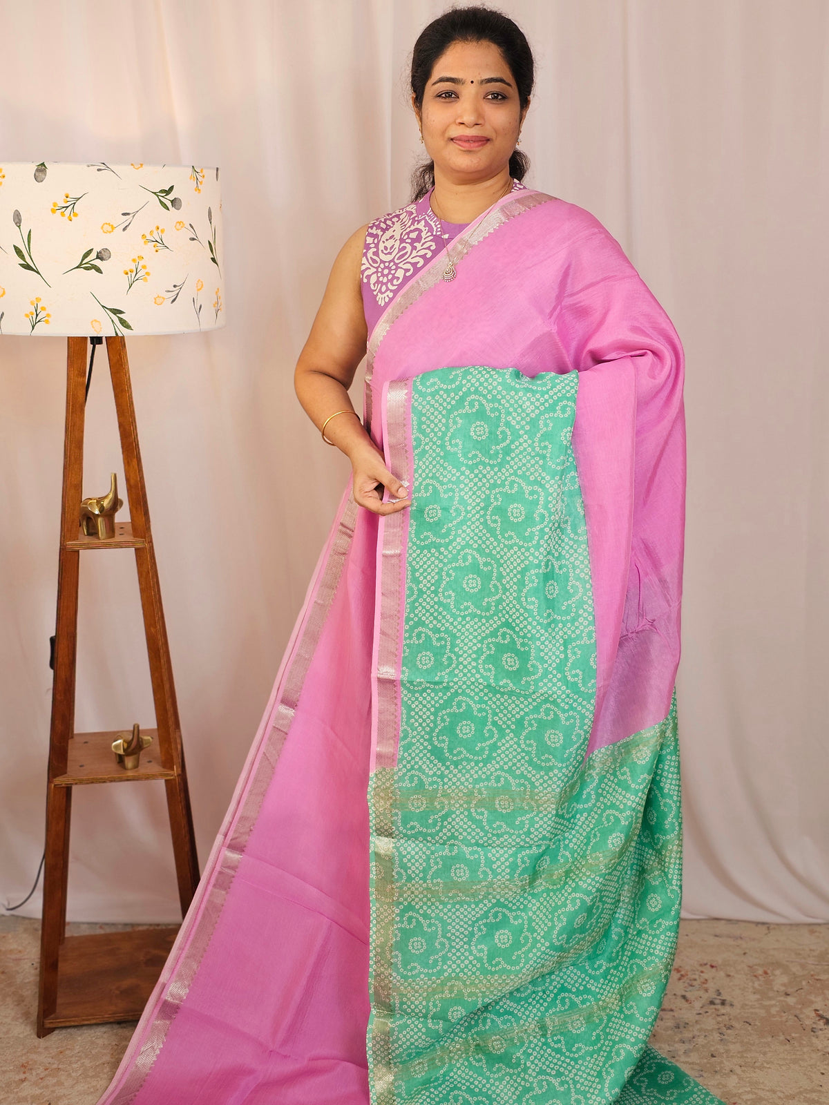 Handwoven Mangalagiri Pattu Saree with Digital Prints  - Pink with Sea Green