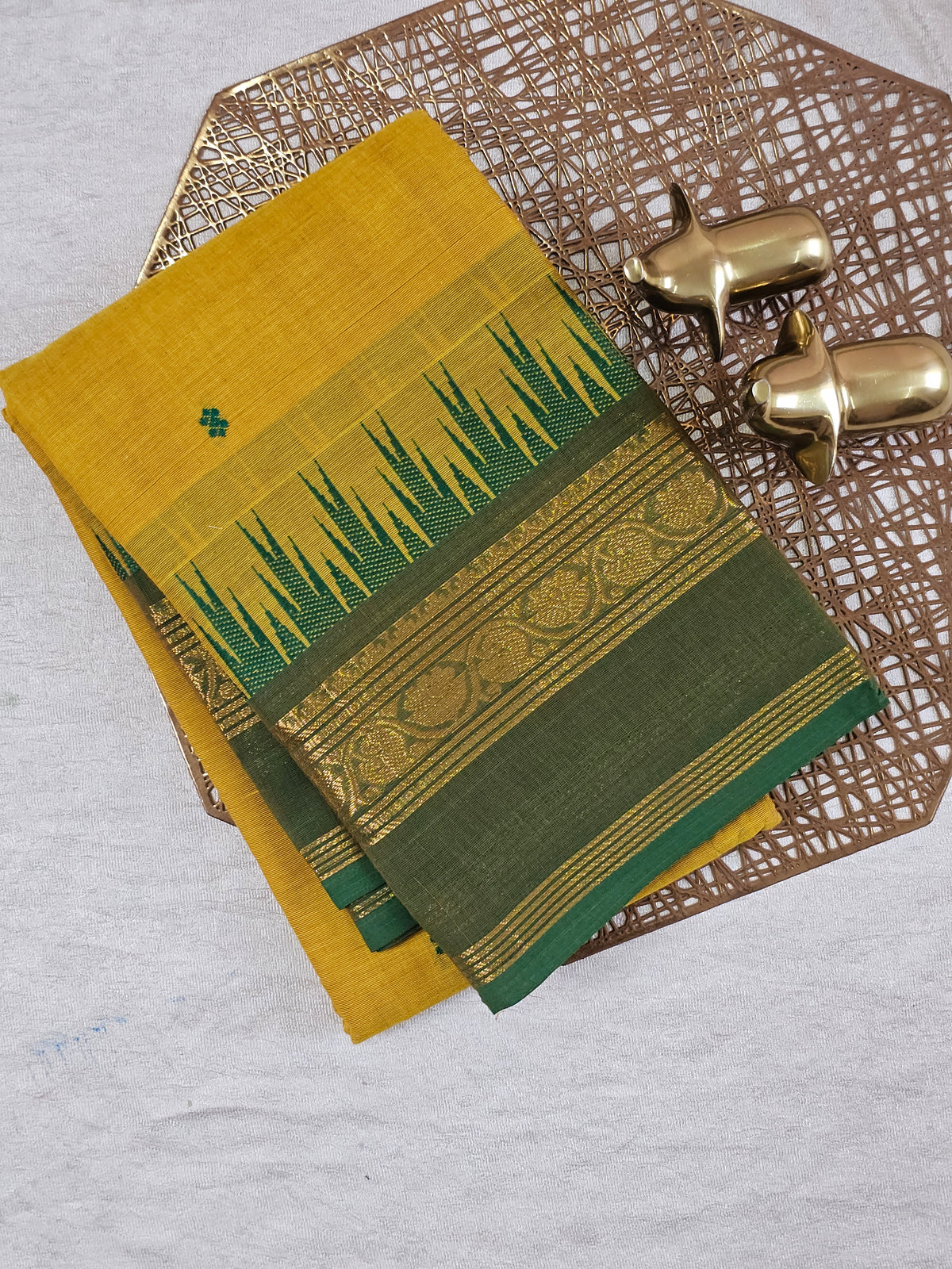 Chettinad Cotton Saree - Dual Shade Green with Yellow