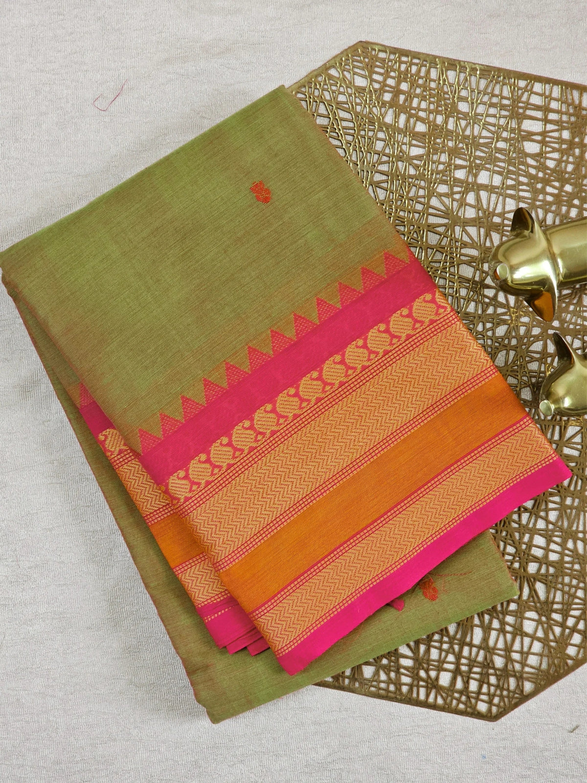 Chettinad Cotton Saree - Dual  Shade Off Green with Pink