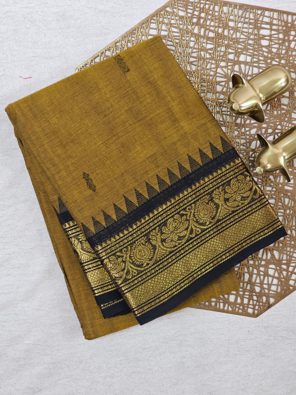 Chettinad Cotton Saree - Dual Shade of Musterd and Black