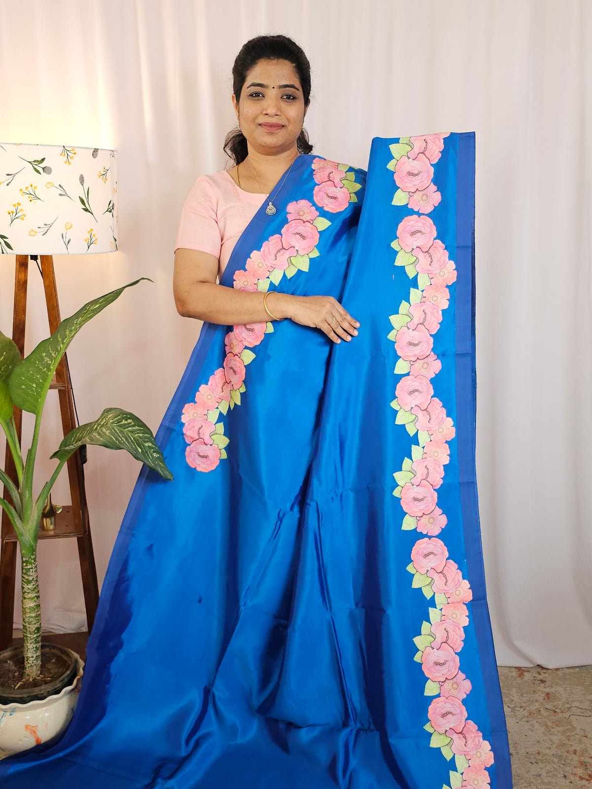 Handwoven Mangalagiri Pattu Saree with Floral Applique Print -  Blue