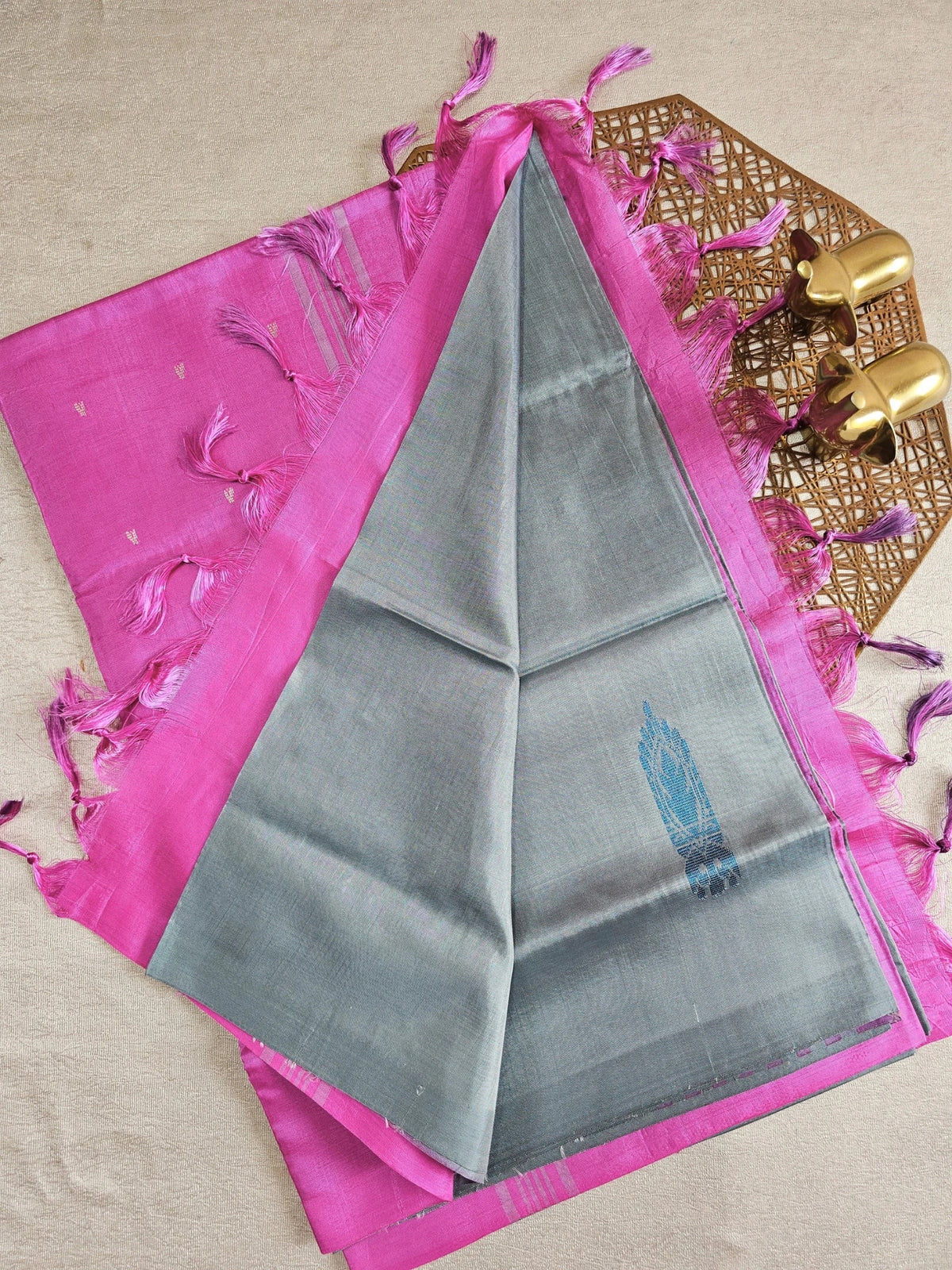 Chinnalampattu Saree - Grey with Pink