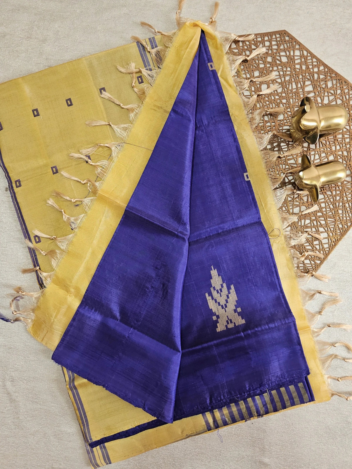 Chinnalampattu Saree - Blue with Sandal