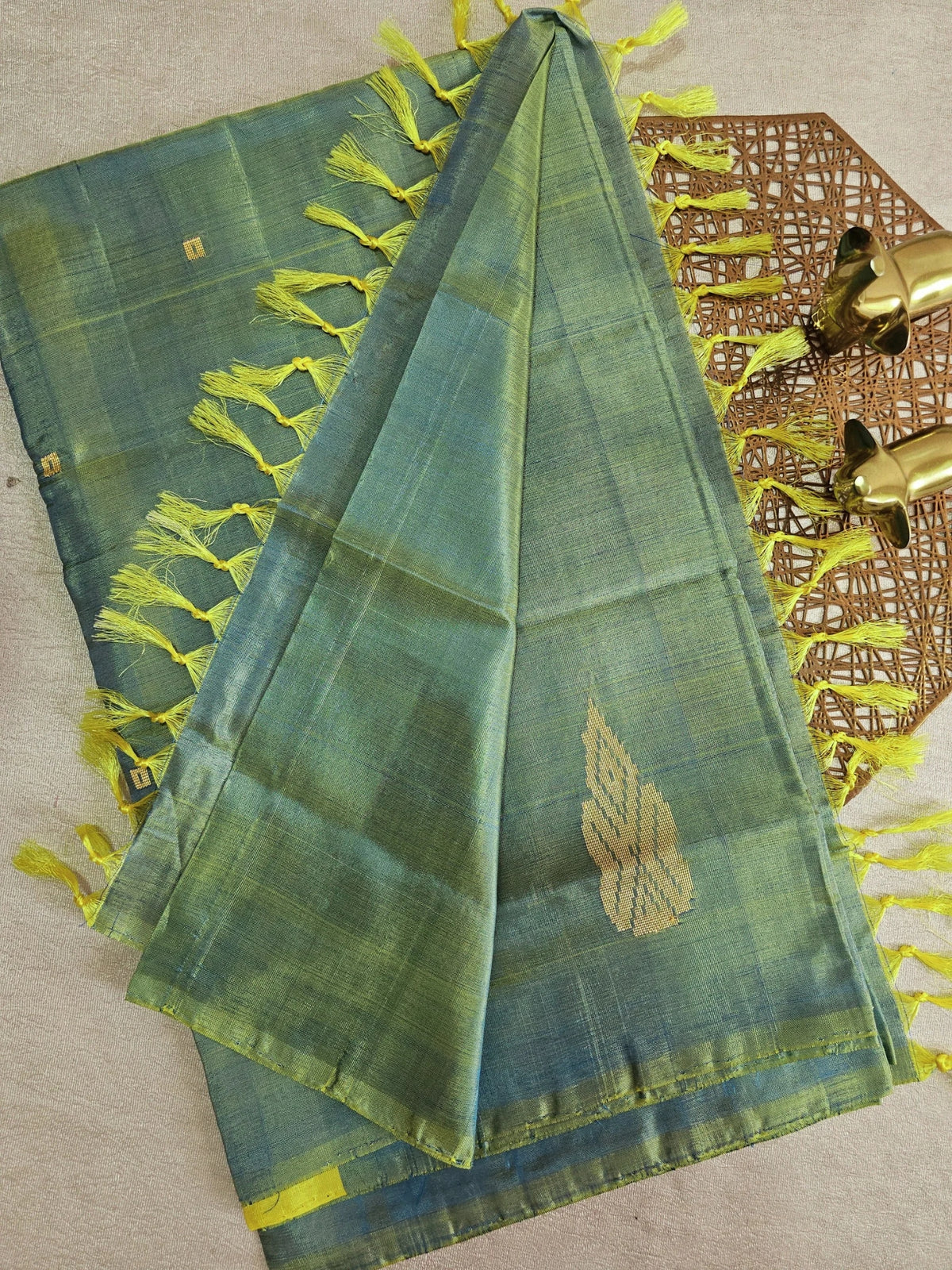 Chinnalampattu Saree - Dual Shade of Yellow with Gree